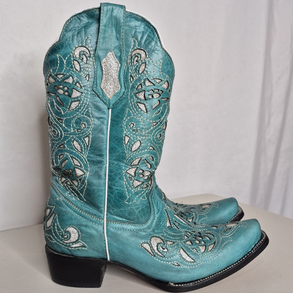 Teal Embroidered Women’s Heeled Cowboy Boots